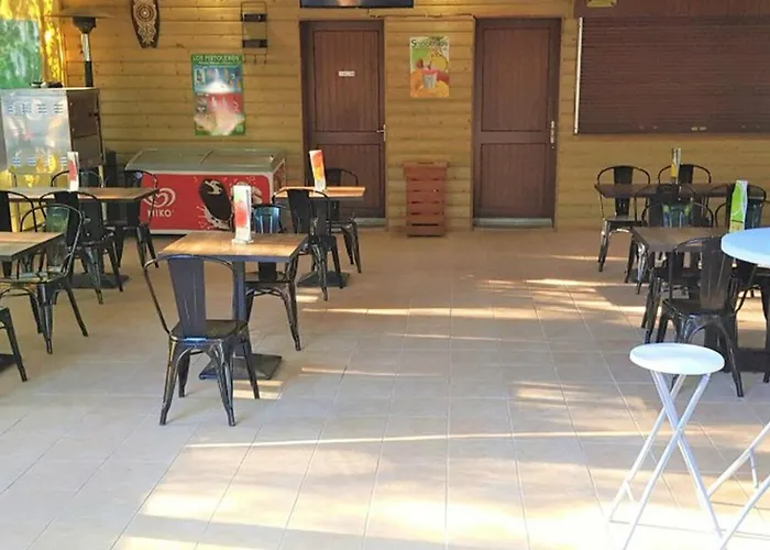 Mobil-home Confortable Avec Terrasse - 6 Personnes - Api-1-52-1308 Кемпинг